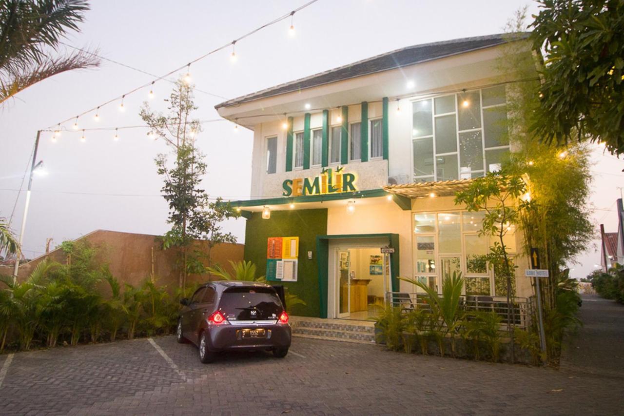 Reddoorz Plus Syariah Near Alun Alun Sampang Sampang  Exterior photo